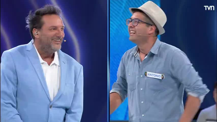 Duelo de carcajadas: el líder se enfrenta a Daniel Fuenzalida