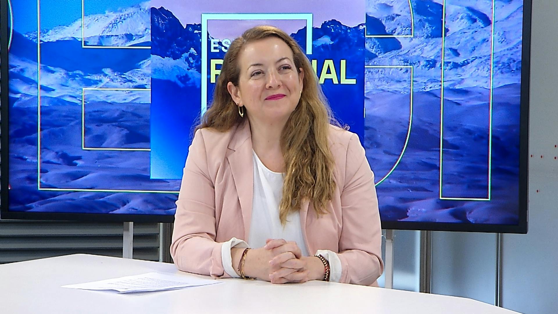 Andrea Saldaña, directora Servicio de Protección de la Niñez Biobío: "En Chile ingresan más niños al sistema que los que nacen"