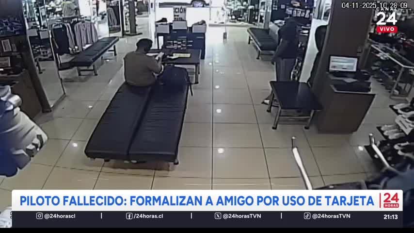 Revelan audios enviados por el amigo del piloto fallecido mientras usaba su tarjeta