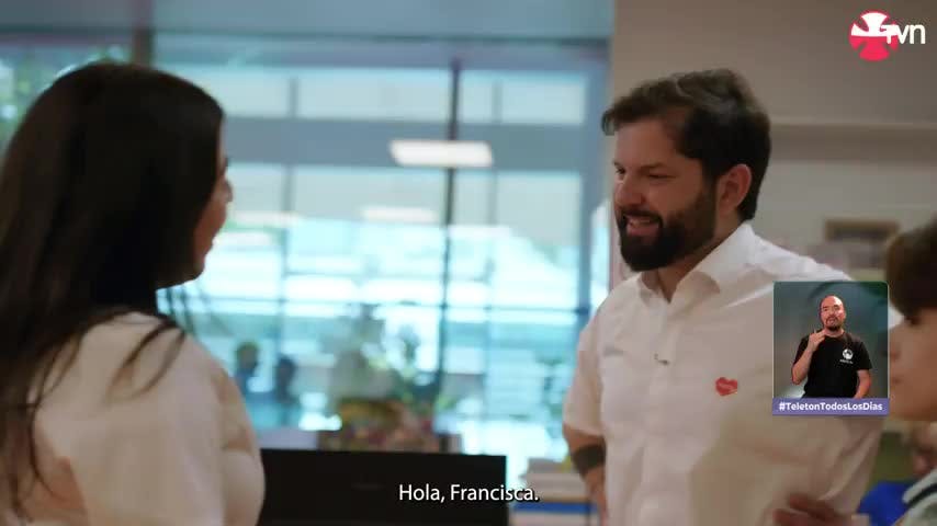 Cantó y compartió con los niños: la emotiva visita del Presidente Boric al Instituto Teletón 