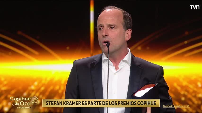 Stefan Kramer dedica su premio en los Copihue a Cristian Castro