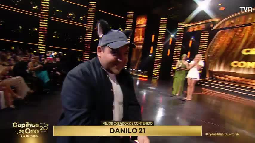 "Este año ha sido muy lindo": Danilo 21 gana el Copihue de Oro como Mejor Creador de Contenido