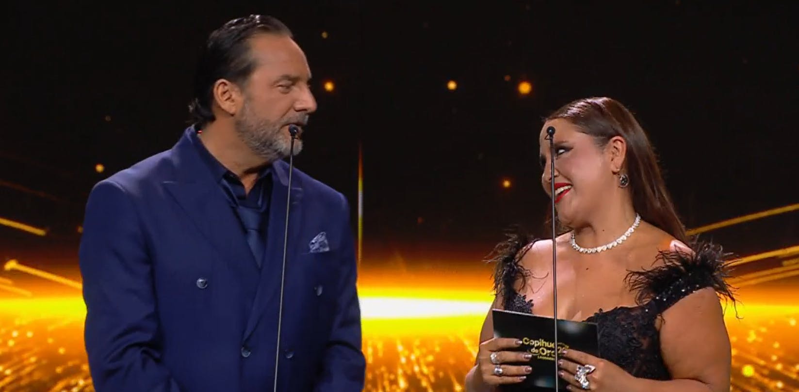 Los más lindos de la noche: Dani y Pame deslumbraron en los Copihue de Oro 2025