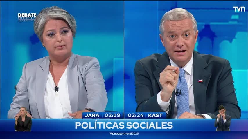 El tenso cruce de Kast a Jara por desalojo de mega de San Antonio: "¿Estás avalando las tomas?"