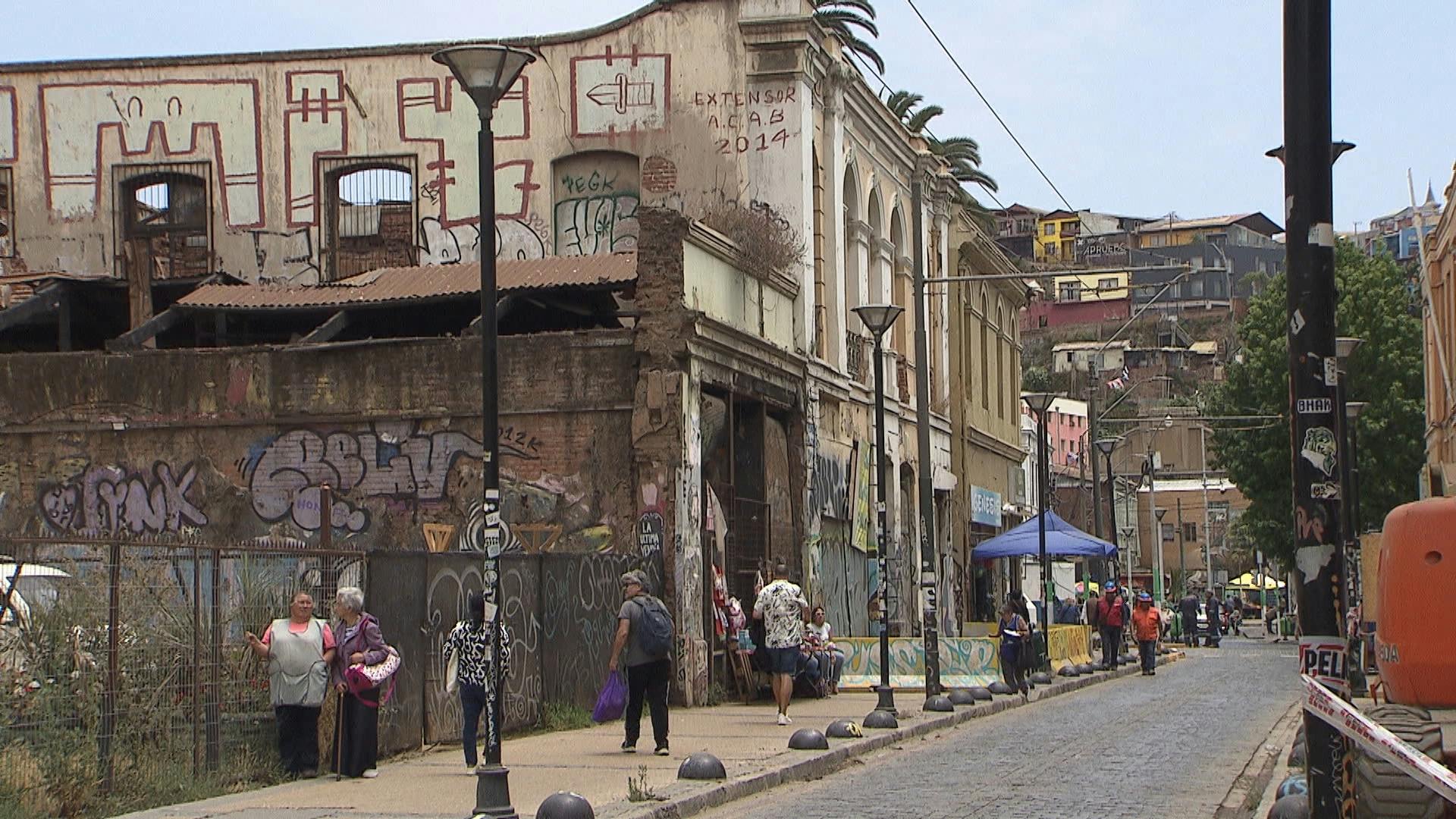 Anuncian mejoras para el Barrio Puerto