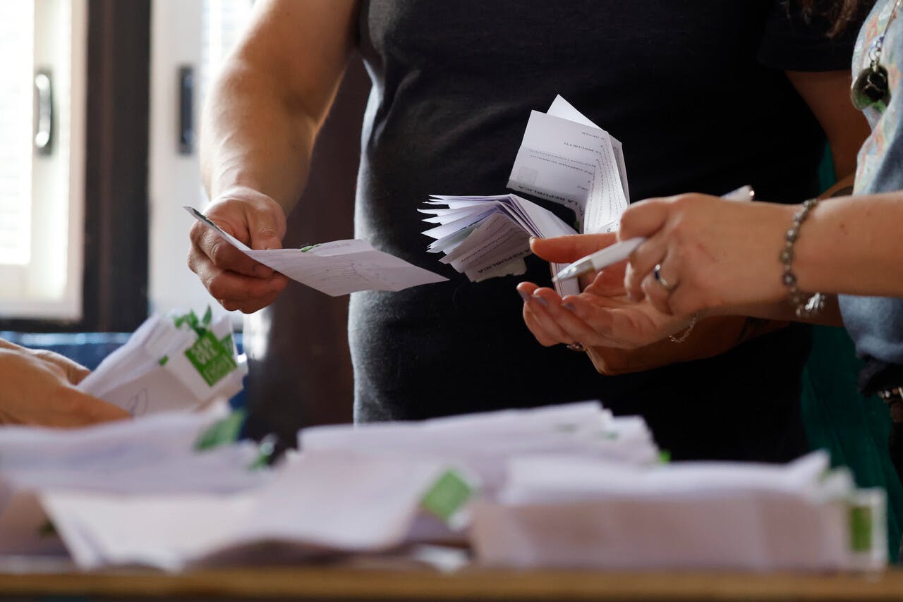Elecciones 2025: ¿Puedo ofrecerme voluntariamente como vocal de mesa? 