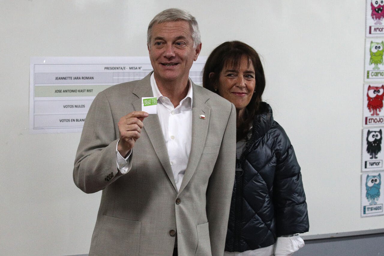 José Antonio Kast tras su votación: "Quiero pedirle a los chilenos que sea un día tranquilo y en paz" 