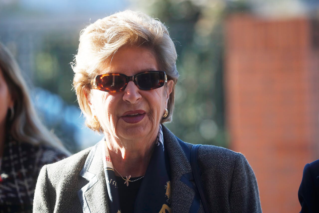 Martita Larraechea reaparece públicamente tras emitir su voto: "Tengo ganas que este país salga adelante" 