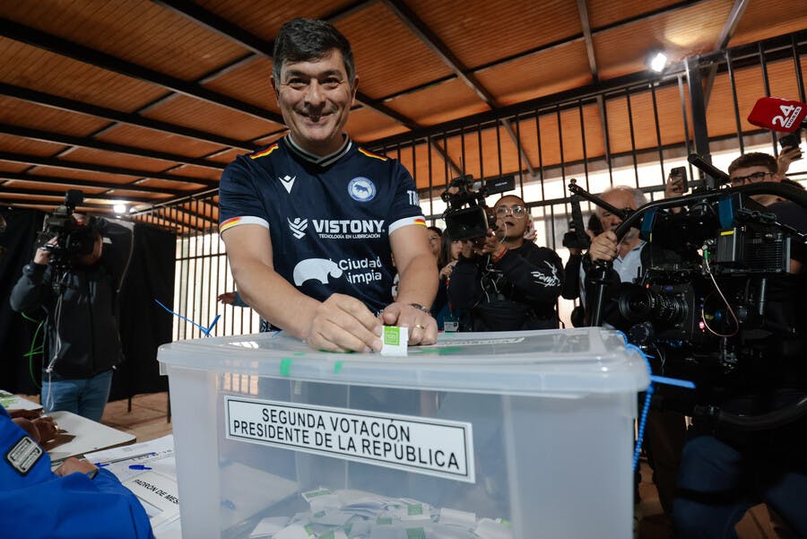 Franco Parisi: "Los dos candidatos a nosotros no nos representan"
