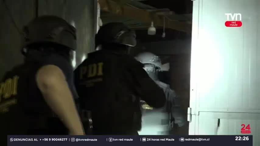 En Cauquenes detienen a dos gendarmes involucrados en red de corrupción