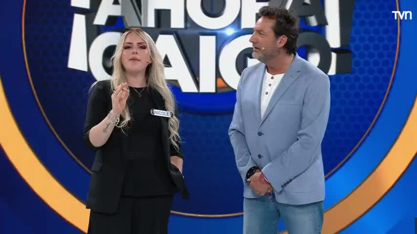 ¡Voz de animadora y un regalo muy especial!