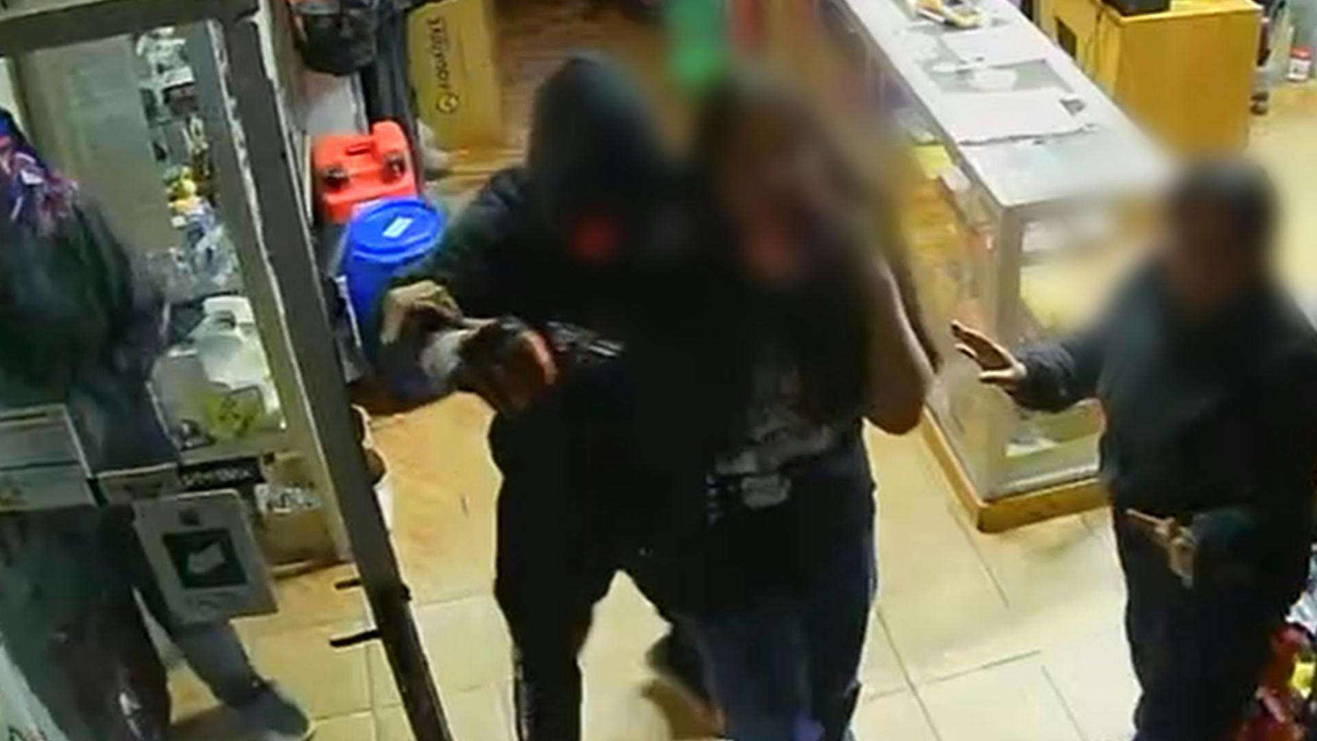 Violento turbazo en Llico afectó a servicentro