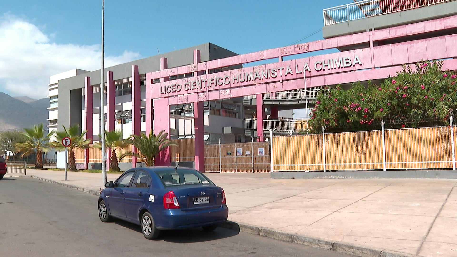 Alcalde denuncia atraso en traspaso de fondos para pagar sueldos