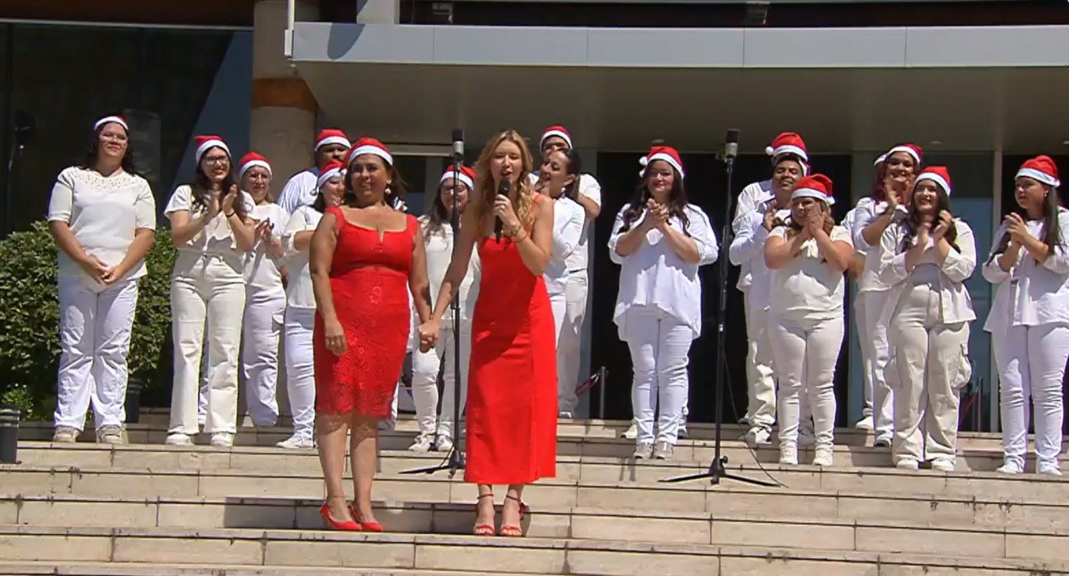 ¡Comienza tu navidad junto al Coro Gospel Metropolitano en "El Medio Día"!