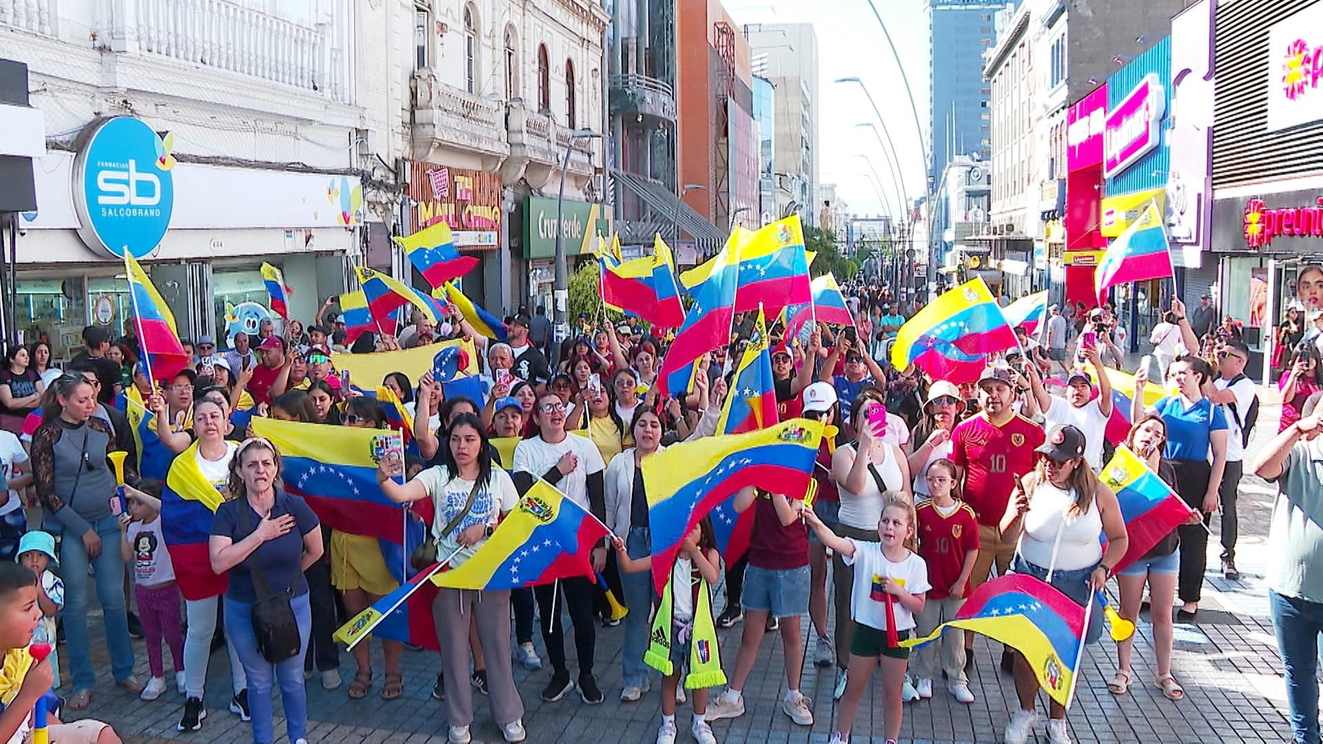 Venezolanos residentes realizaron una masiva manifestación para festejarla captura de Nicolás Maduro 