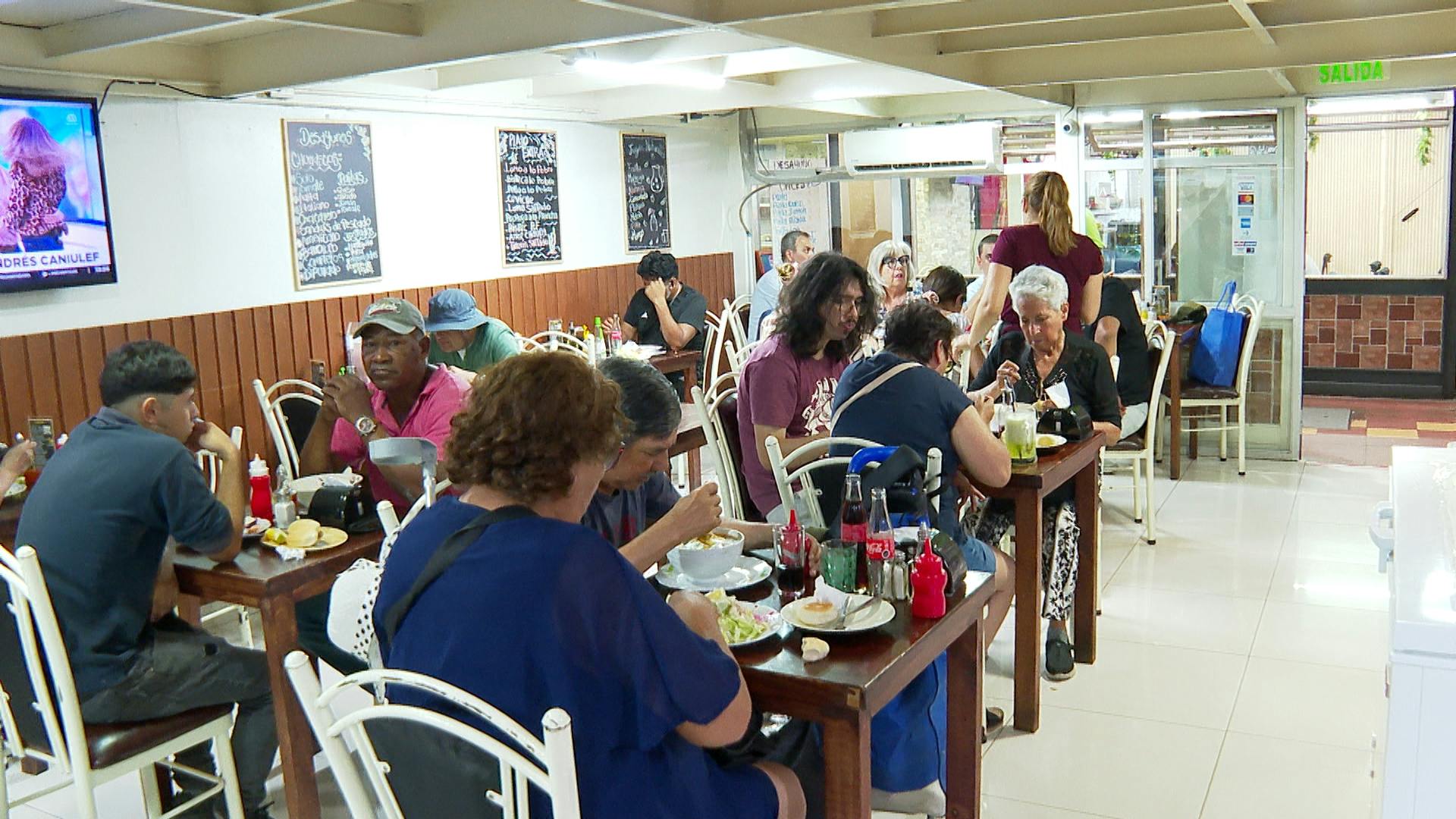 Mercado municipal: comida casera y a bajo costo