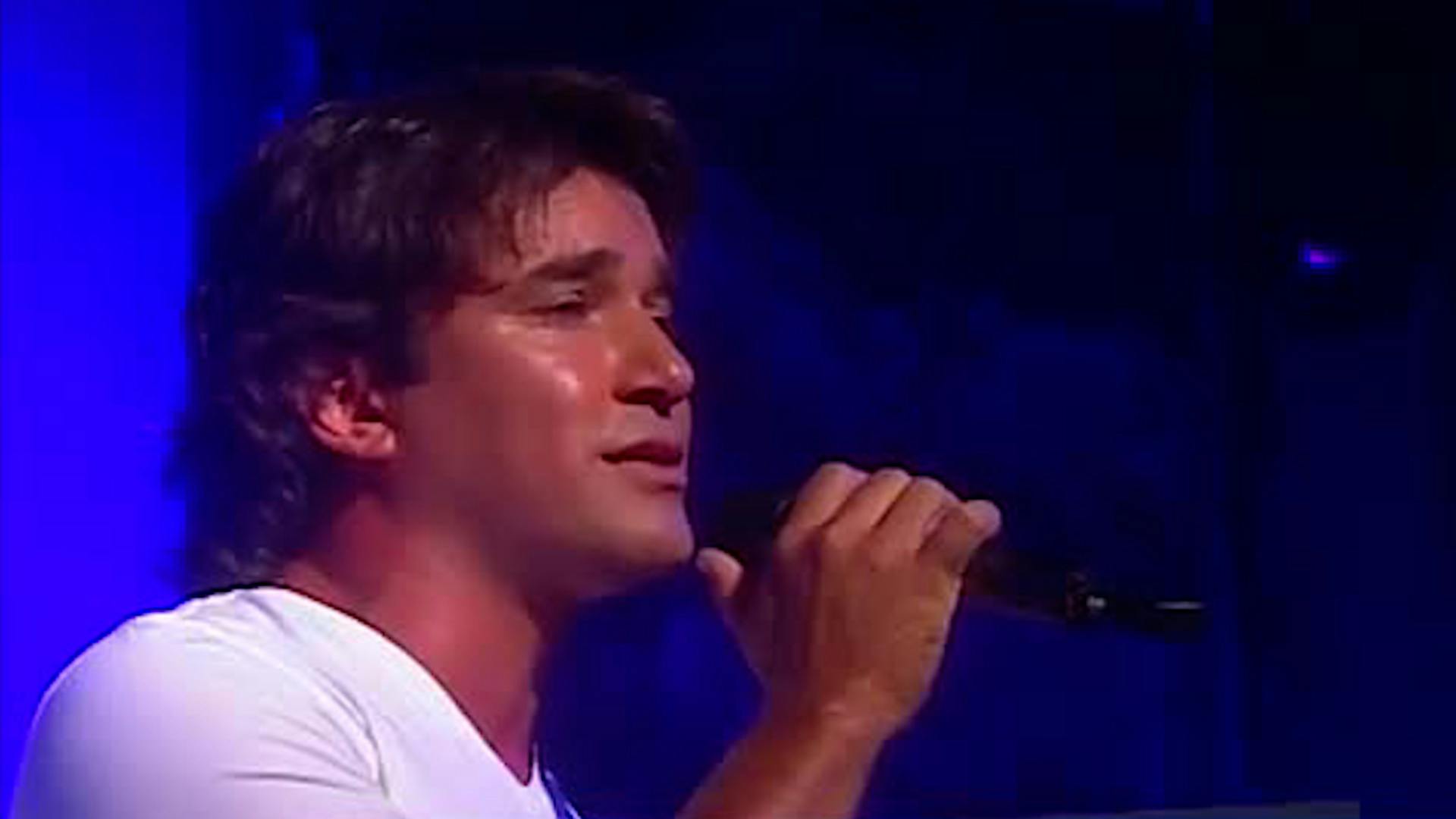 Douglas nos canta su nuevo single | Rojo la Final - T7E35
