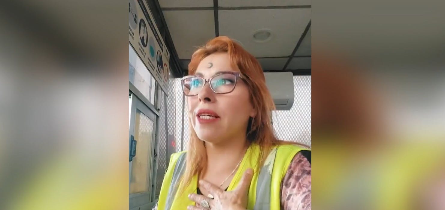 "Es lo peor que me ha tocado vivir": Cajera relata el angustiante caos en peaje durante los incendios