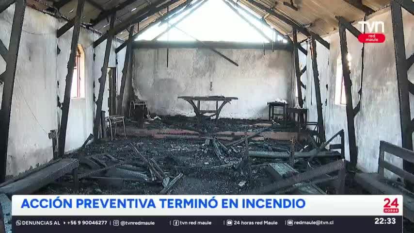 Incendio consumió parroquia en Parral