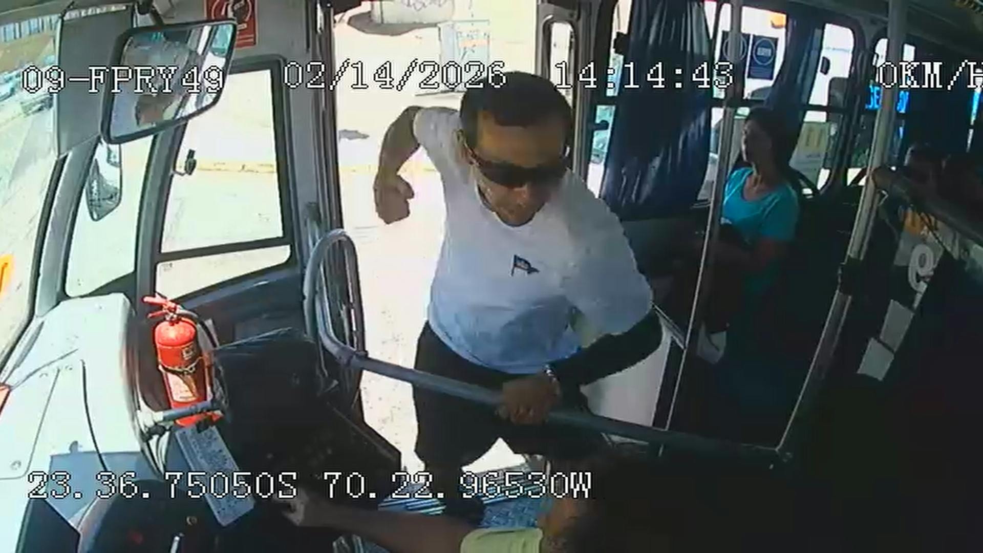 Conflicto vial termino con uno de los conductores hospitalizado