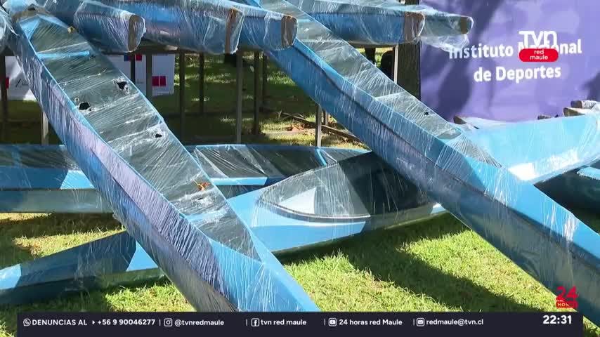 Entregan 20 embarcaciones para talleres de canotaje