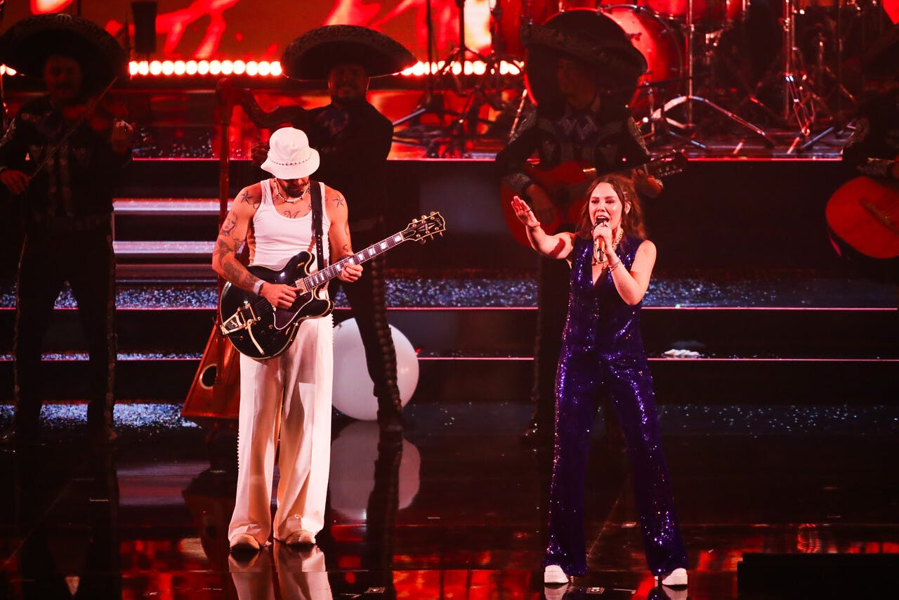 "Ella traspasa algo angelical": Daniel Fuenzalida se rinde ante presentación de "Jesse & Joy" en Viña 2026