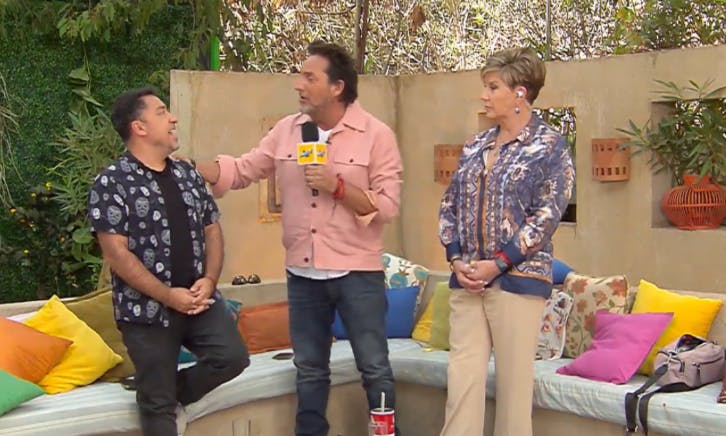 El gran chiste que dejó Daniel Fuenzalida al cierre de "El Medio Día" 