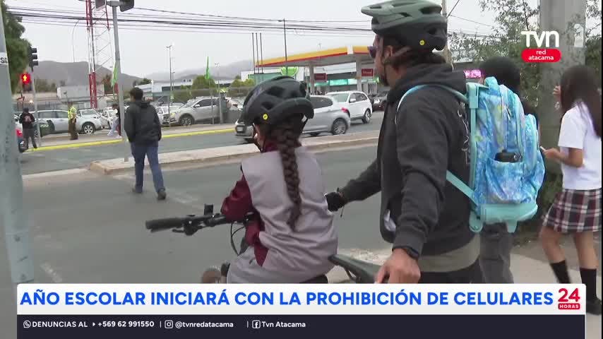 Año escolar iniciará con la prohibición de celulares