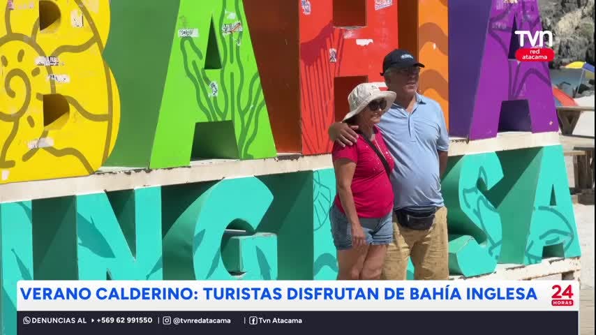 TURISTAS DISFRUTAN DEL VERANO CALDERINO