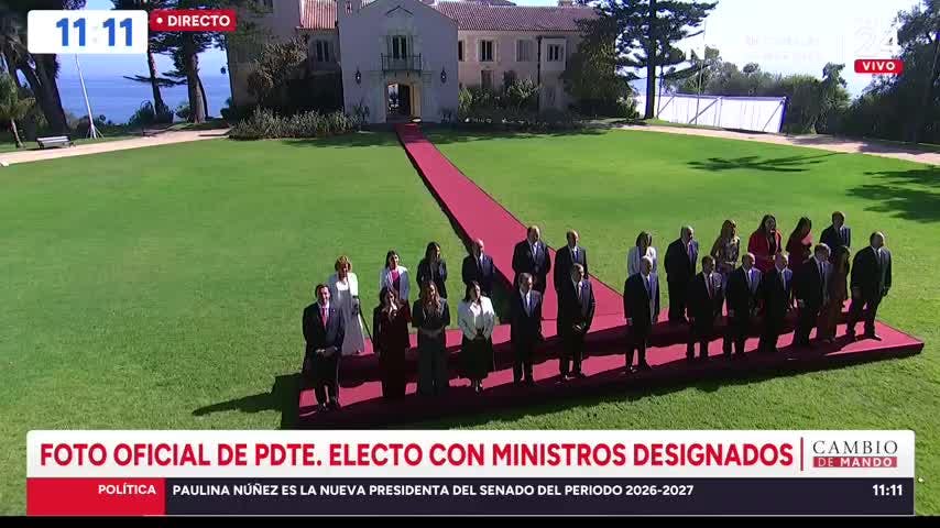 Presidente Kast se tomó FOTO OFICIAL con sus ministros designados en Cerro Castillo