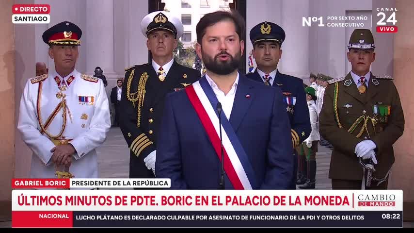 Presidente Boric se despide de La Moneda: "Gracias por tanto y perdón por lo poco"
