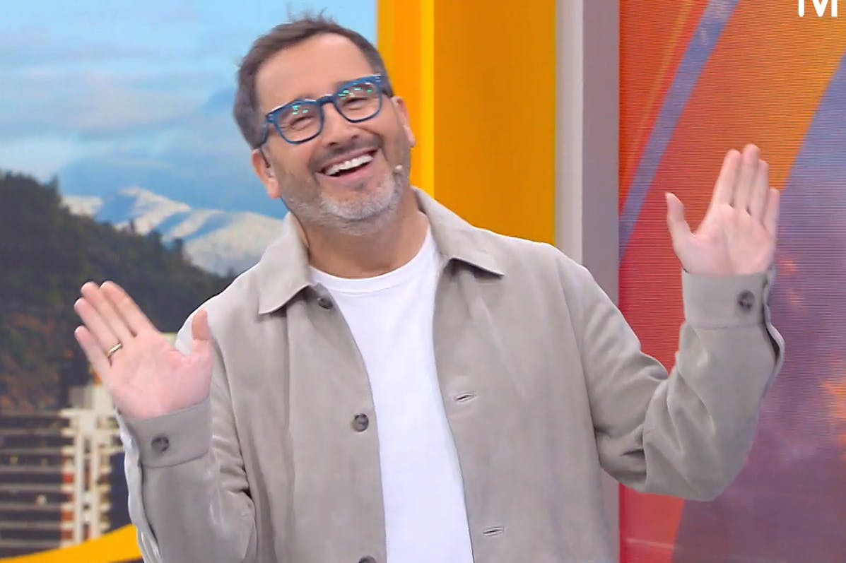 "Está bien que tengamos que ahorrar pero...": Eduardo encuentra gracioso error en el informe del tiempo 