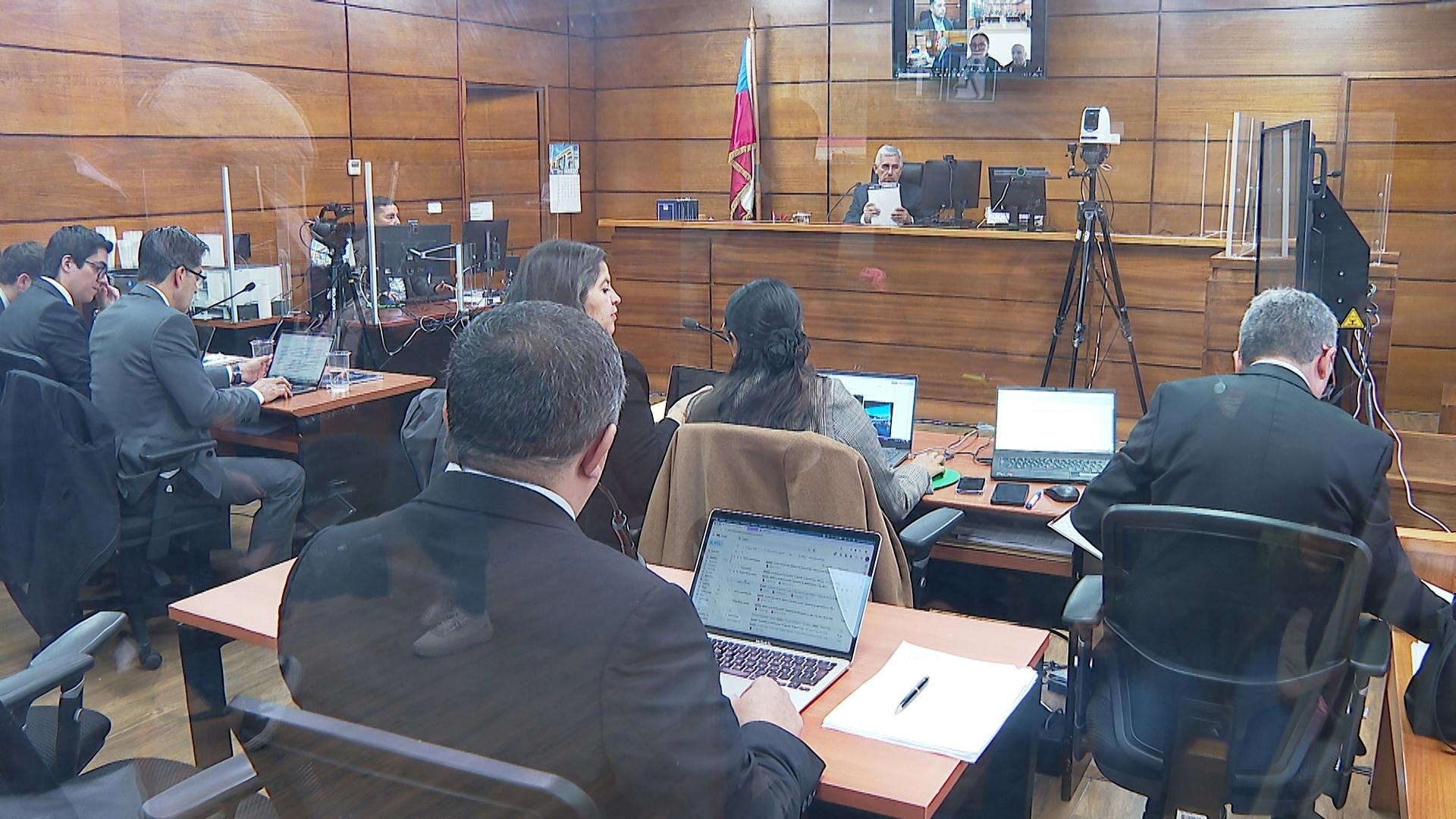 Por pertiajes privados de Blumar suspenden audiencia caso Bruma