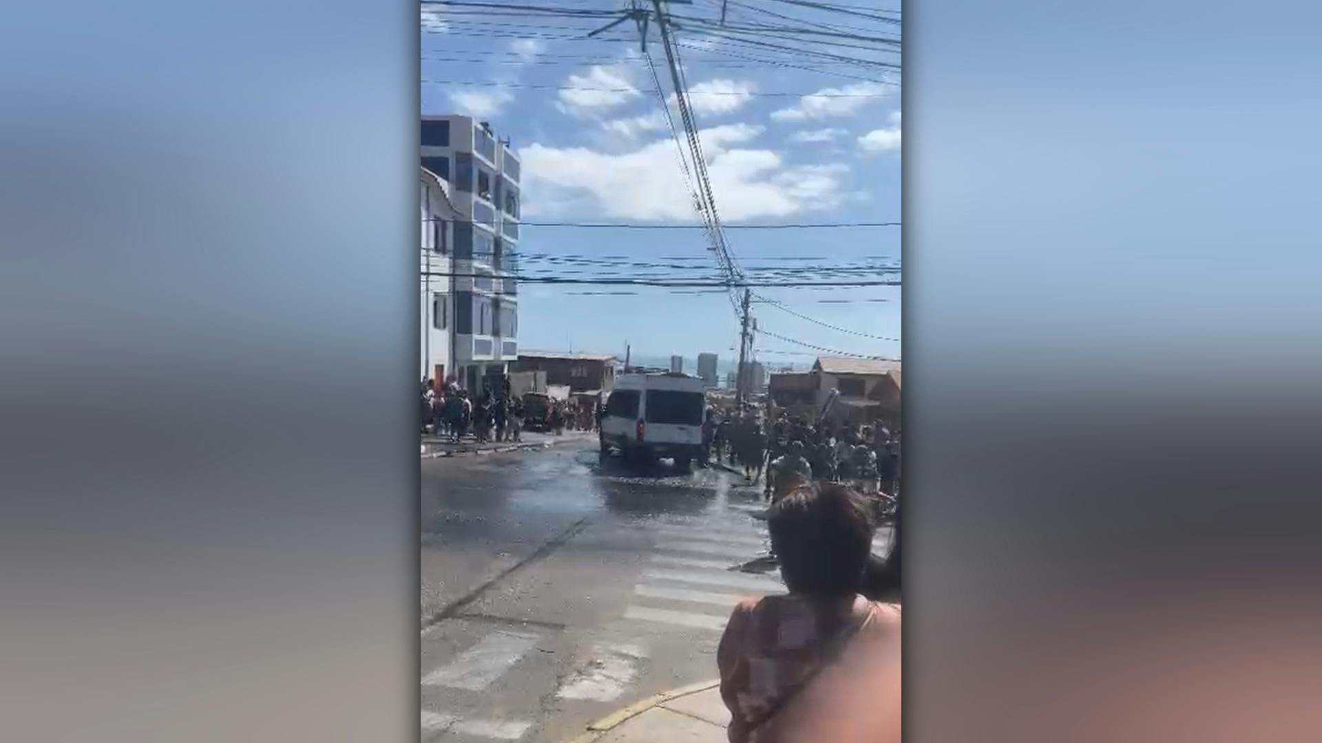 Desórdenes y un carabinero herido en funeral de pequeña asesinada 