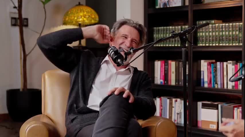 "Se me pasó un poco": Francisco Melo recordó el apasionado beso a Karen Doggenweiler