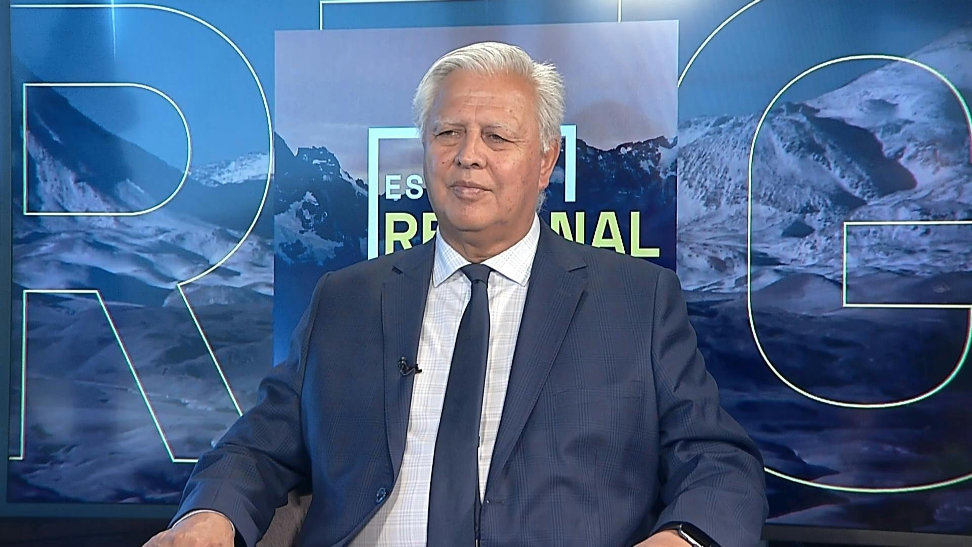 Senador Gastón Saavedra: "Este es el minuto de una mayor participación internacional de Chile"