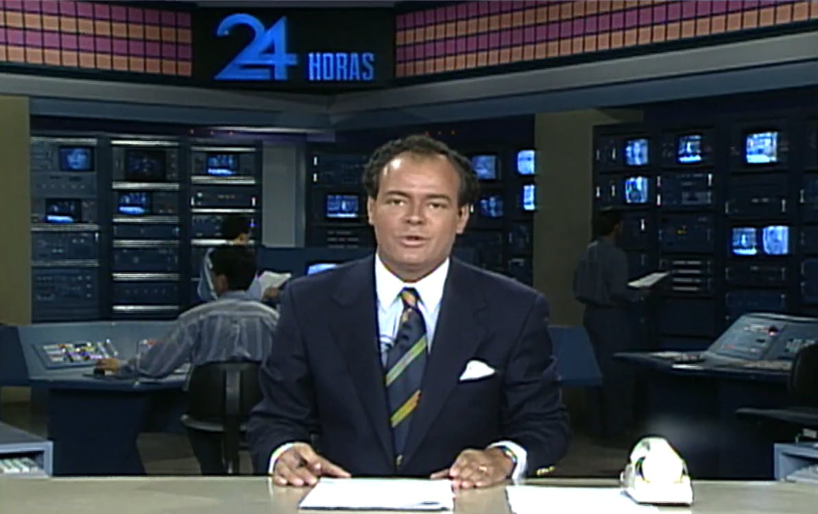 "Un profesional maravilloso": Recordamos a Eduardo Cruz Johnson, histórico lector de noticias de TVN
