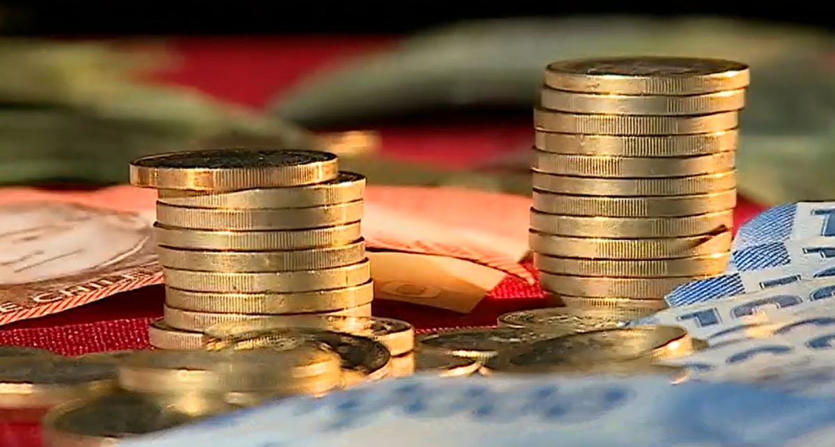 Ante el alza del costo de vida: ¿Qué es el ahorro hormiga? 