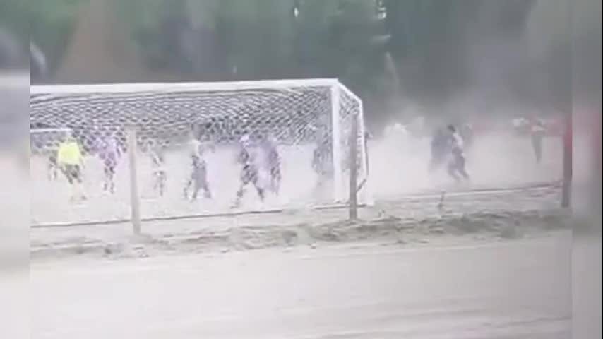 Violentas riñas marcaron dos partidos de fútbol amateur
