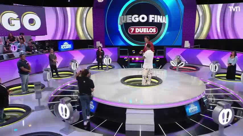 "Hecho por mí": el lindo regalo que sorprendió a Daniel en ¡Ahora Caigo!