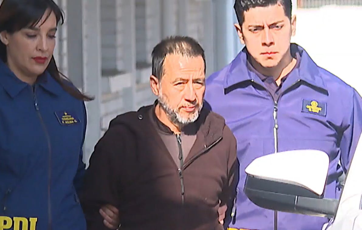 Homicidio en La Reina: Abogado de Ugalde habla de "crimen pasional" o sicariato por triple asesinato
