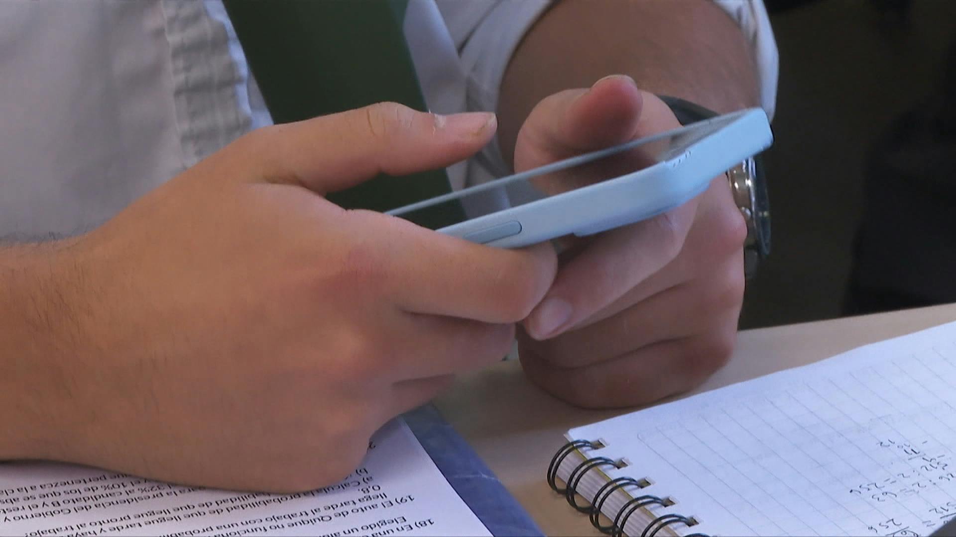CMDS lanza plan “Aula sin pantallas”