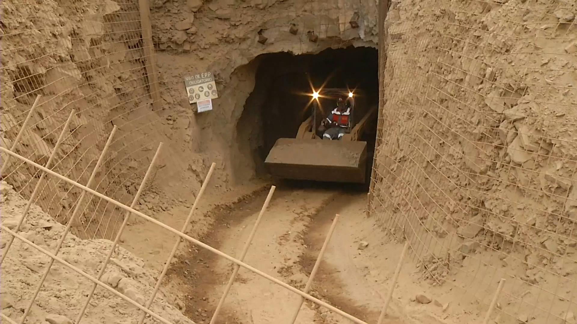 Presentan agenda para reforzar la pequeña minería
