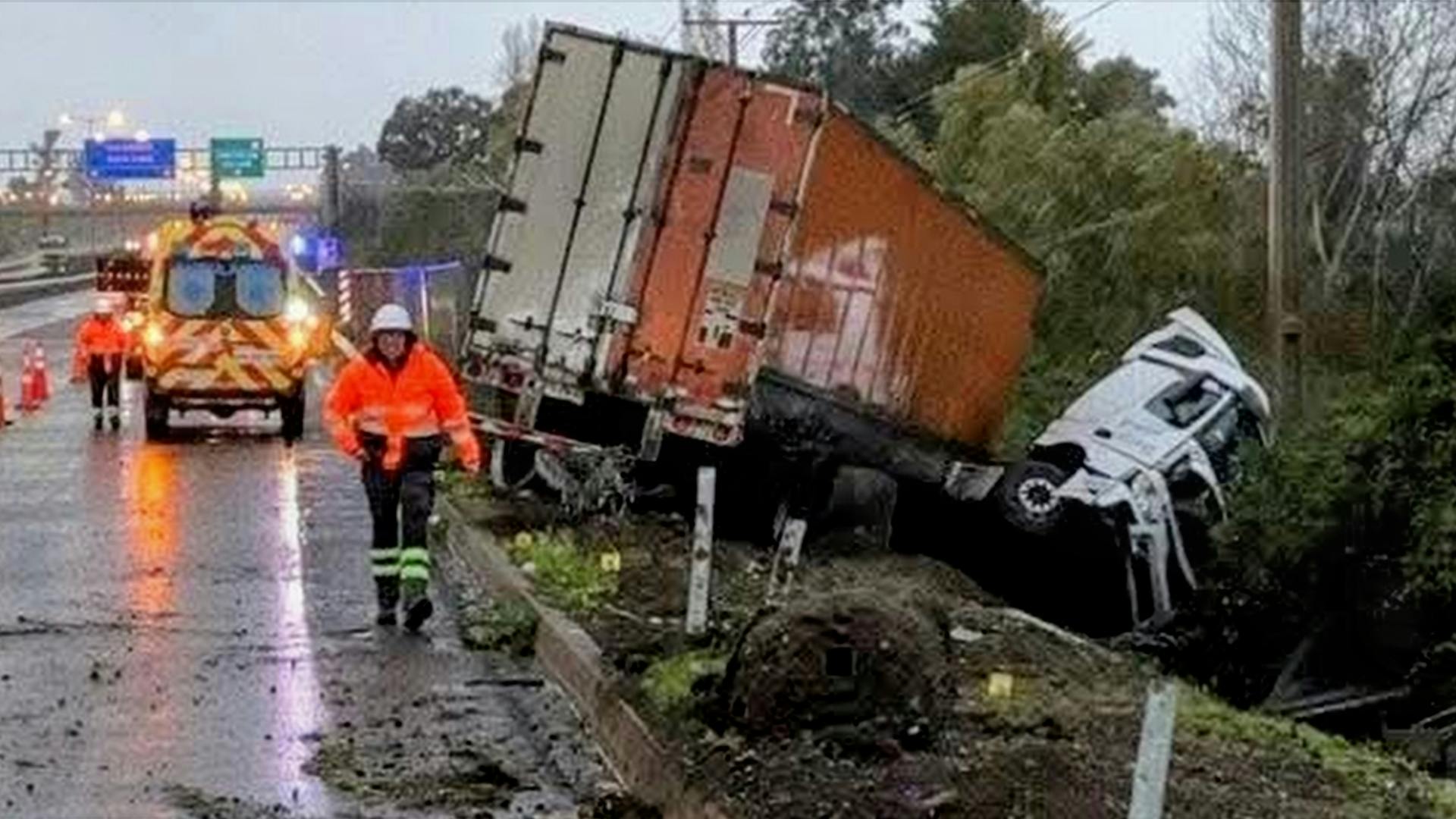 Conductor murió tras volcamiento en ruta 5