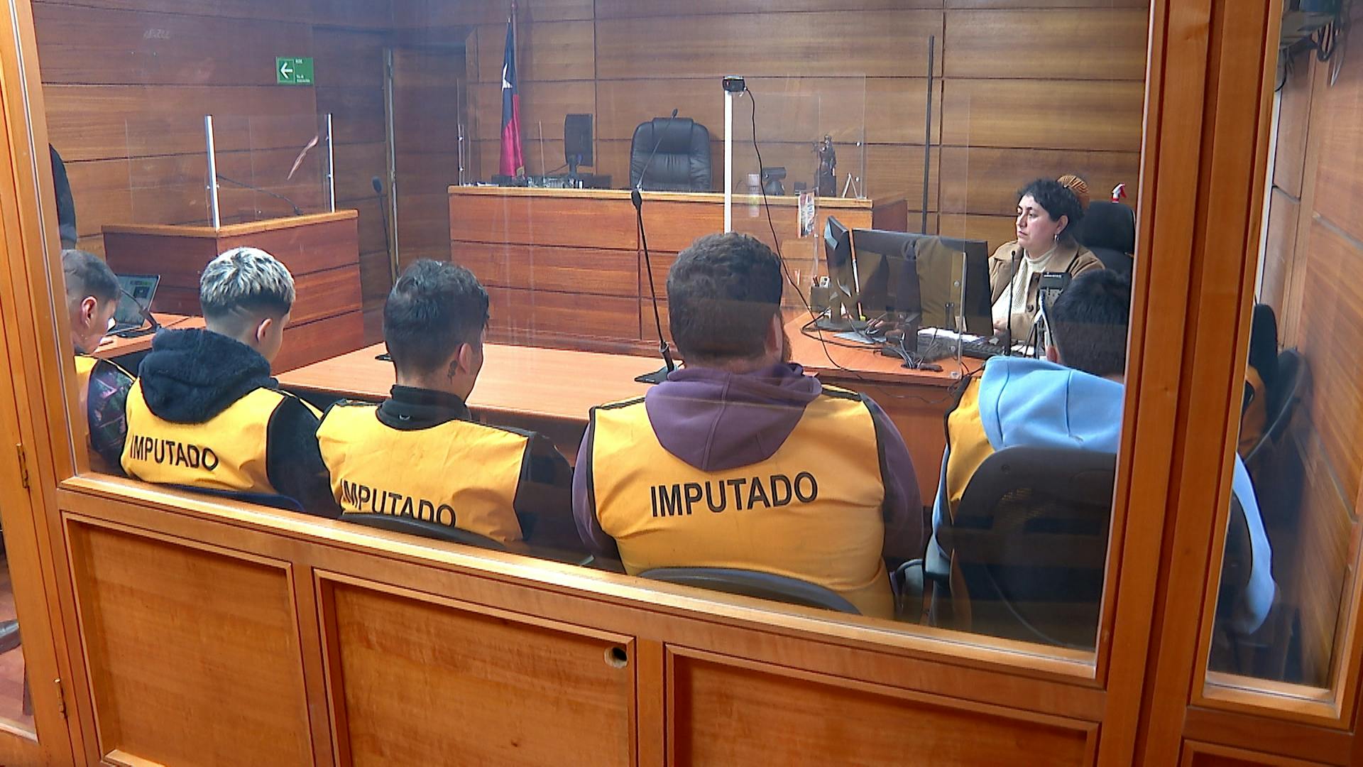 Cursan baja de 3 carabineros involucrados en red de tráfico en Curanilahue