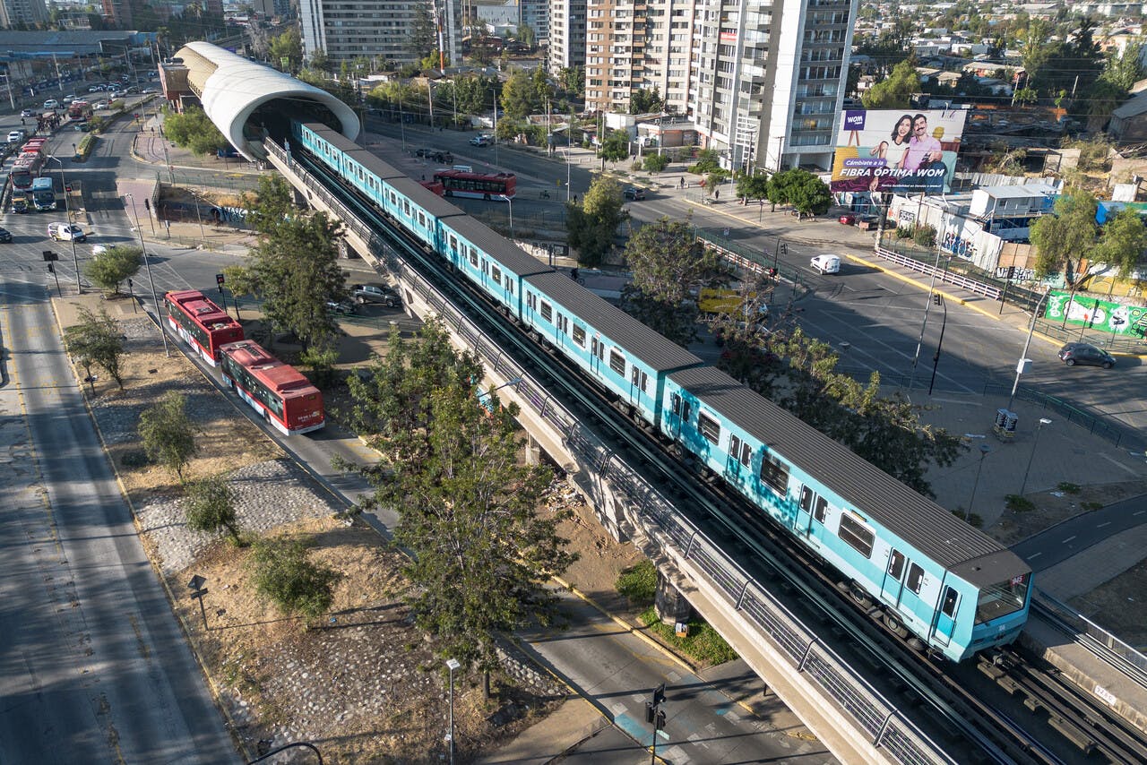 Apoyo a pasajeros: ¿Cuándo el Metro puede ofrecer un taxi gratis?