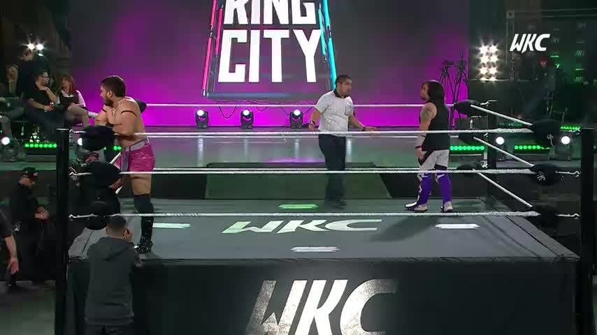 Andy Sykes vs. Joel - Pre show de WKC Blackout 2026