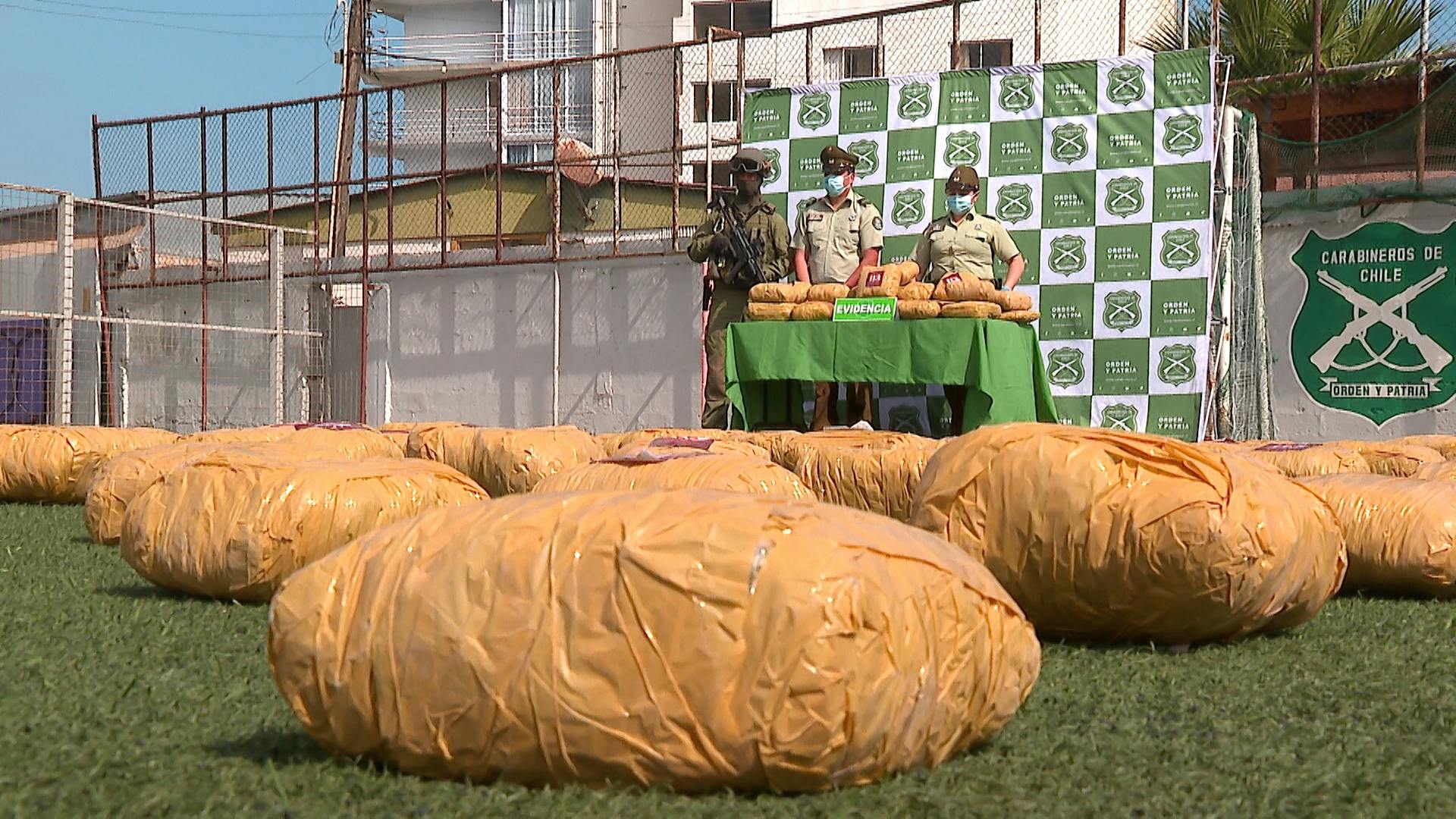 Nuevo golpe al narcotráfico, vendían drogas por redes sociales