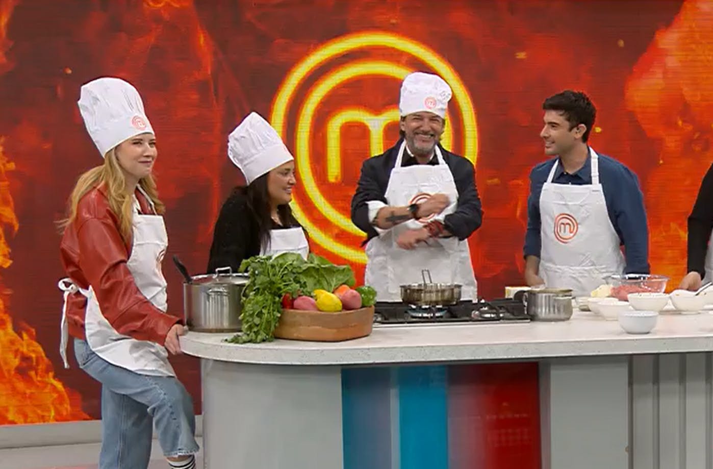¡Ya estamos en modo MasterChef Chile! Hoy cocinamos albóndigas al jugo con puré casero 