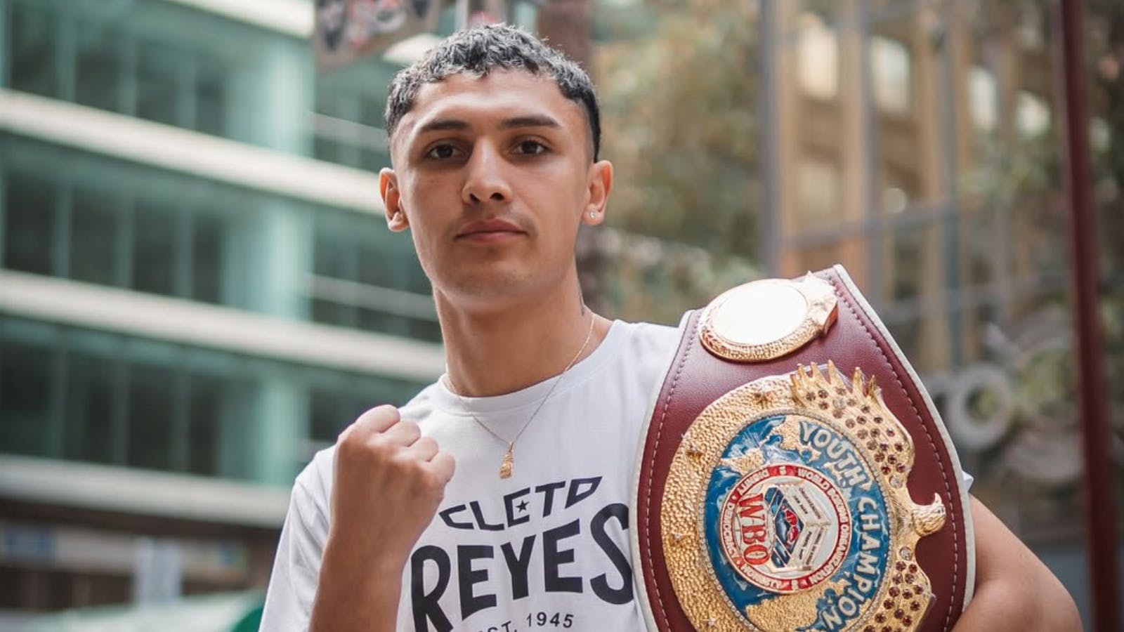 "Esto es un sueño": El boxeo regresa a TVN junto a "La Joya" Cruzat 
